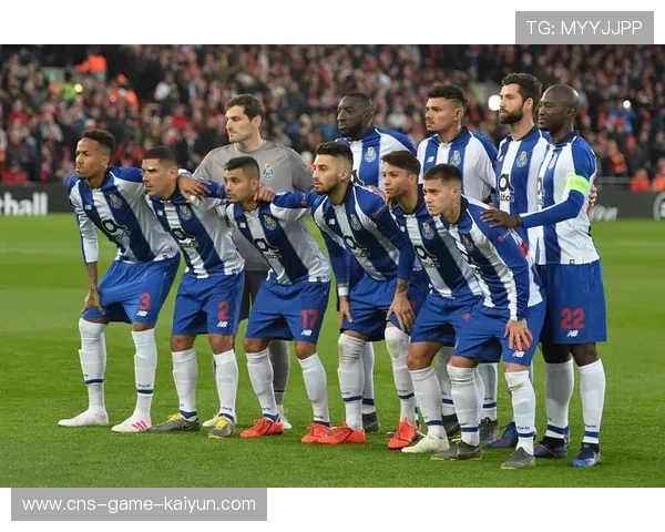 波尔图依靠快速反击撕开局面：足球魅力与战术智慧的完美结合